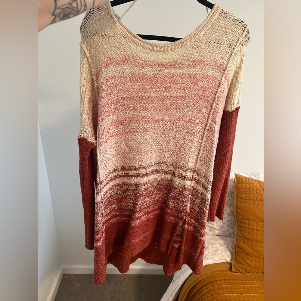 Free people sweater size L